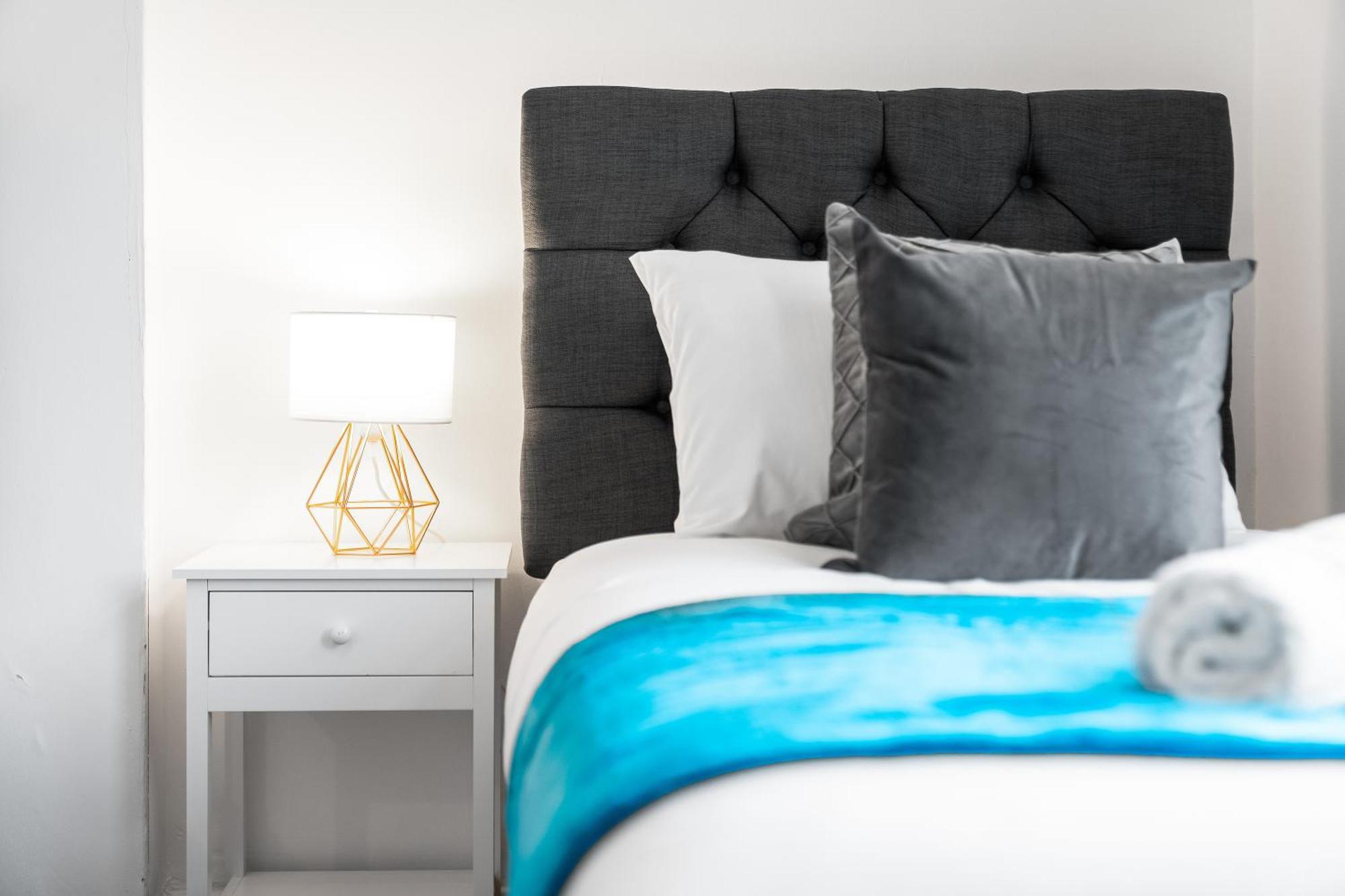 Harborne 2 Bedroom House - Parking - Smart Tv - Wifi - 62W Birmingham Buitenkant foto