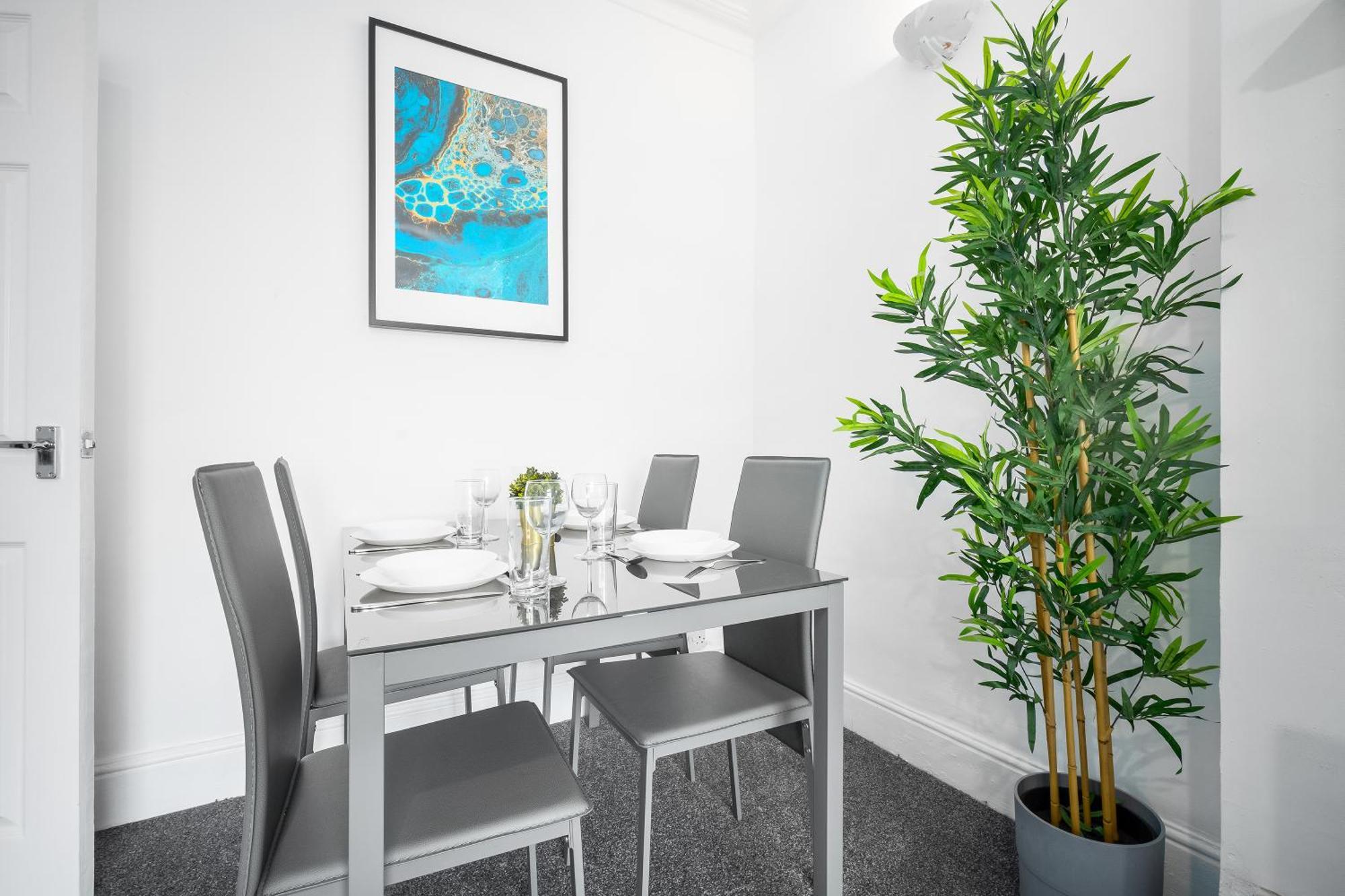 Harborne 2 Bedroom House - Parking - Smart Tv - Wifi - 62W Birmingham Buitenkant foto