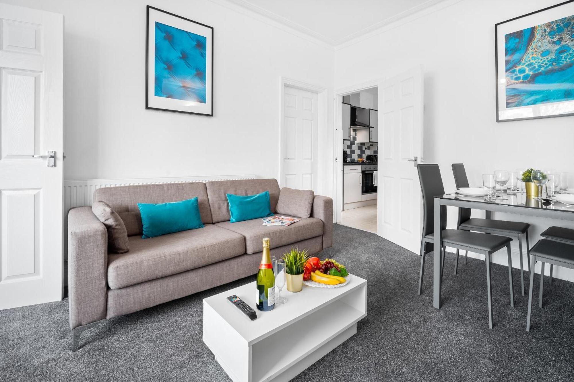 Harborne 2 Bedroom House - Parking - Smart Tv - Wifi - 62W Birmingham Buitenkant foto